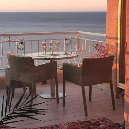 Rubis-vue A Couper Le Souflle *