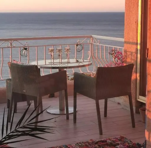 Rubis-vue A Couper Le Souflle *