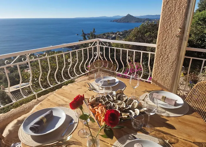 Rubis-vue A Couper Le Souflle Saint-Raphaël