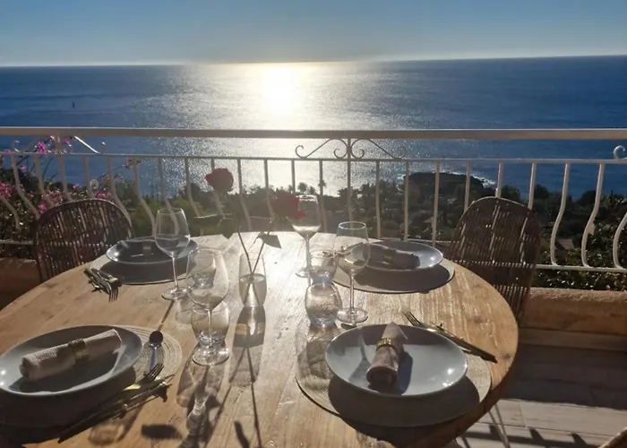 Rubis-vue A Couper Le Souflle Villa Saint-Raphaël