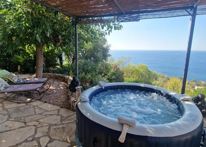 Rubis-vue A Couper Le Souflle